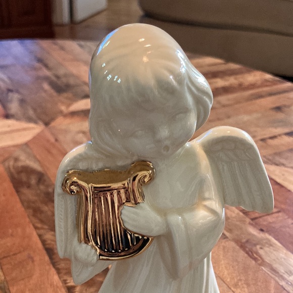 Ceramic Angel with harp - Picture 2 of 4